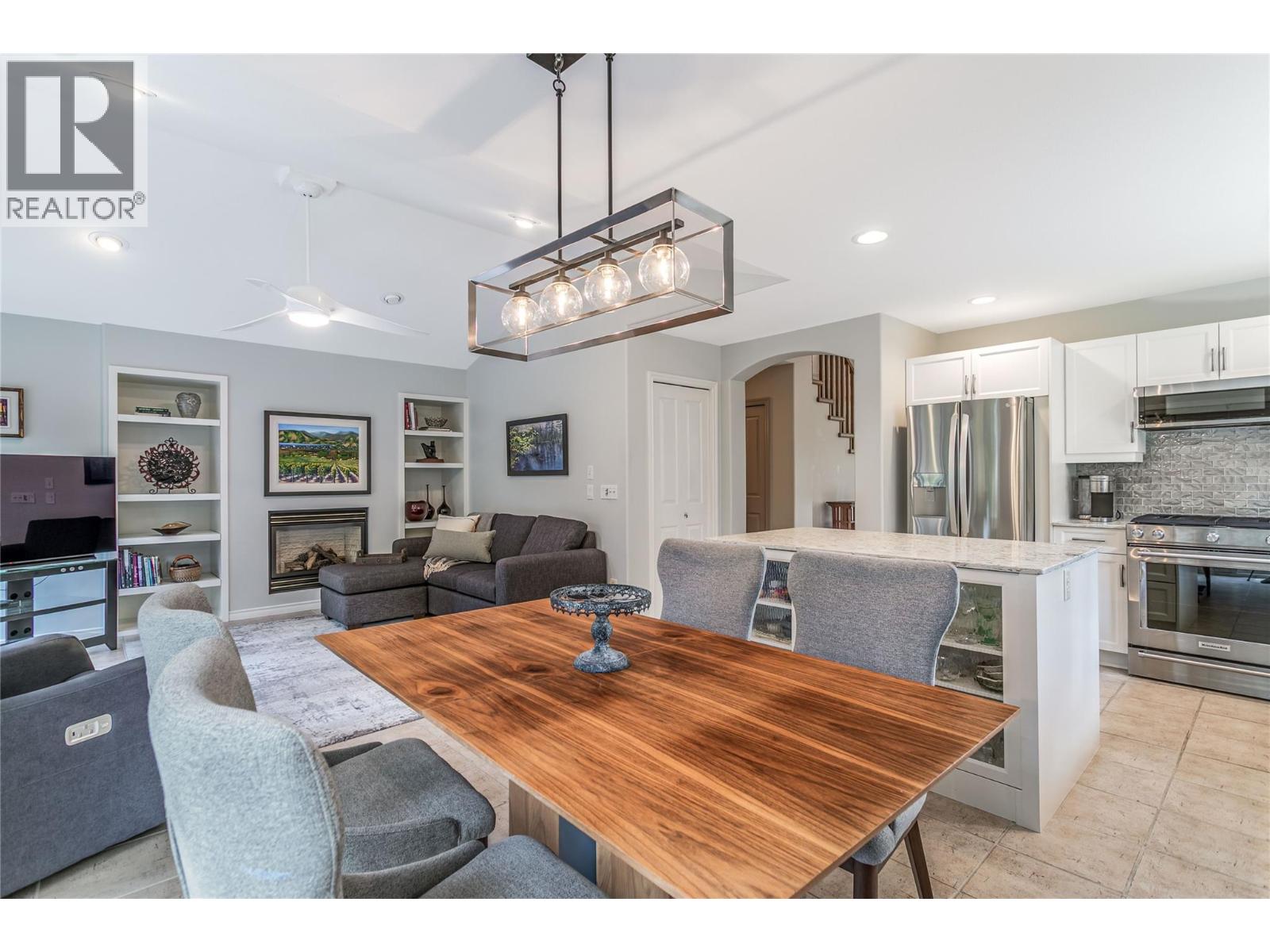 4122 Gallaghers Boulevard S - 4