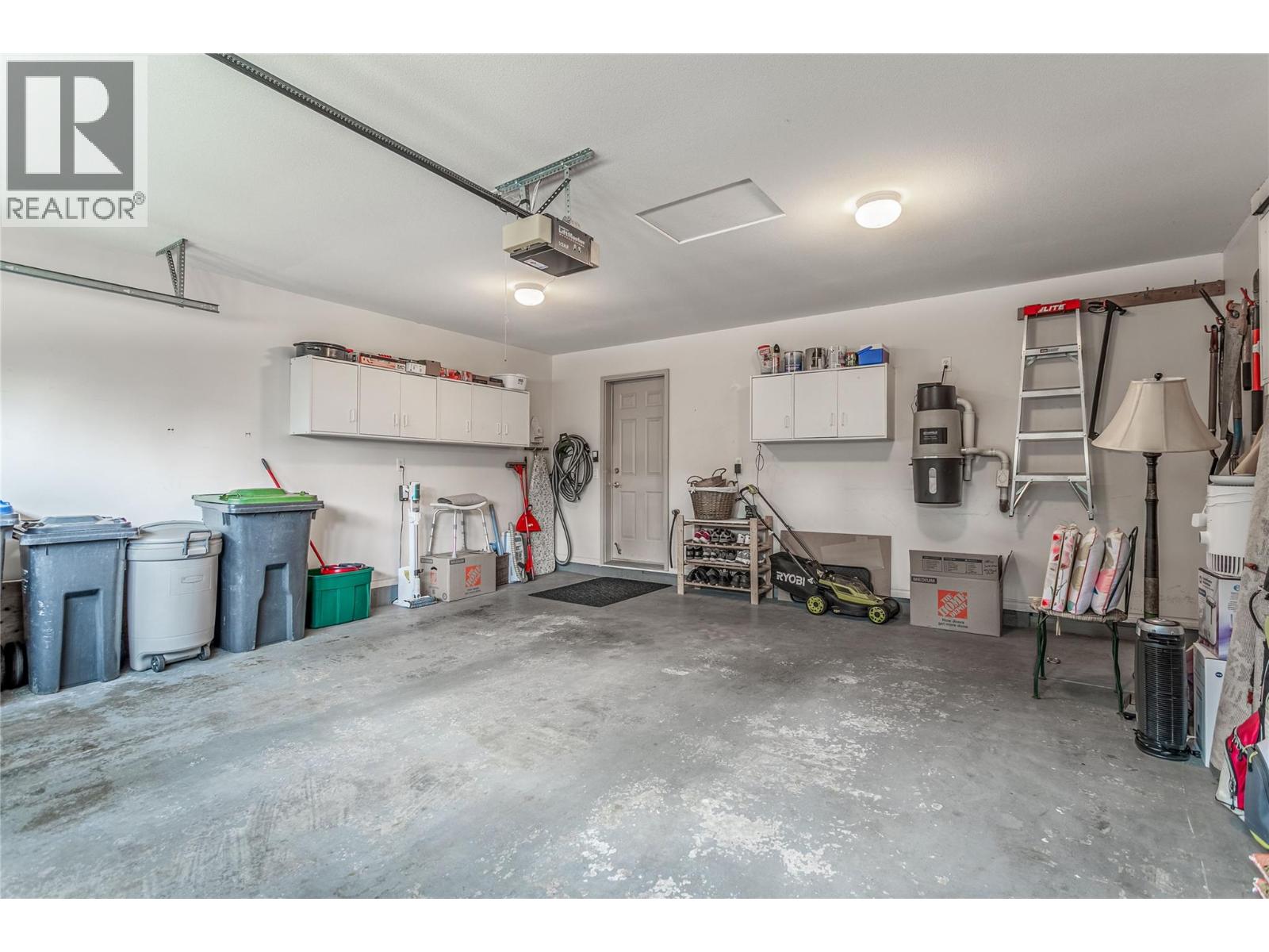 4122 Gallaghers Boulevard S - 30