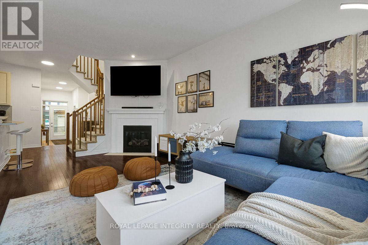 193 MOJAVE CRESCENT - 11