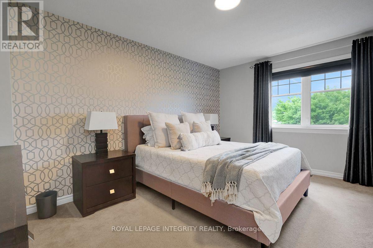 193 MOJAVE CRESCENT - 26