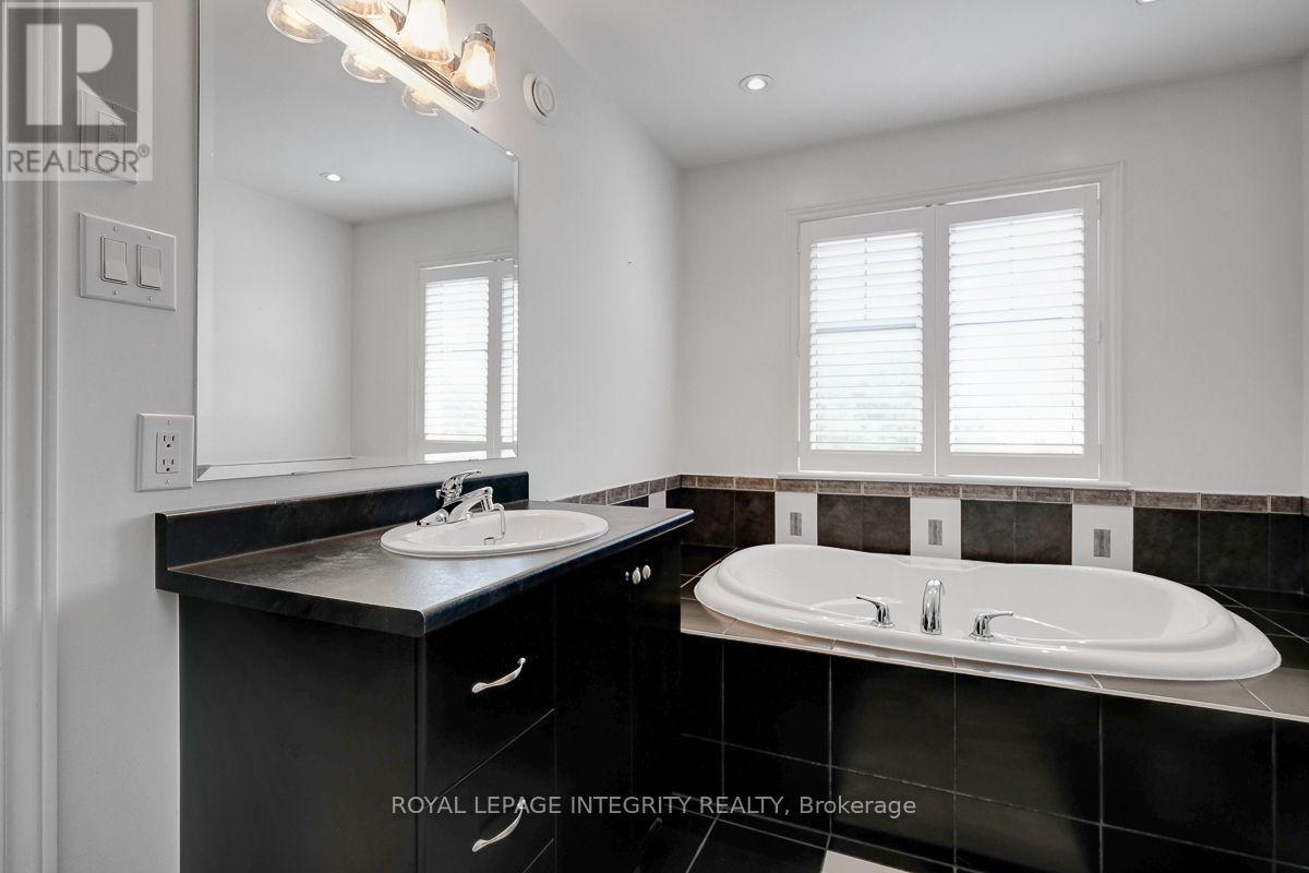 193 MOJAVE CRESCENT - 28