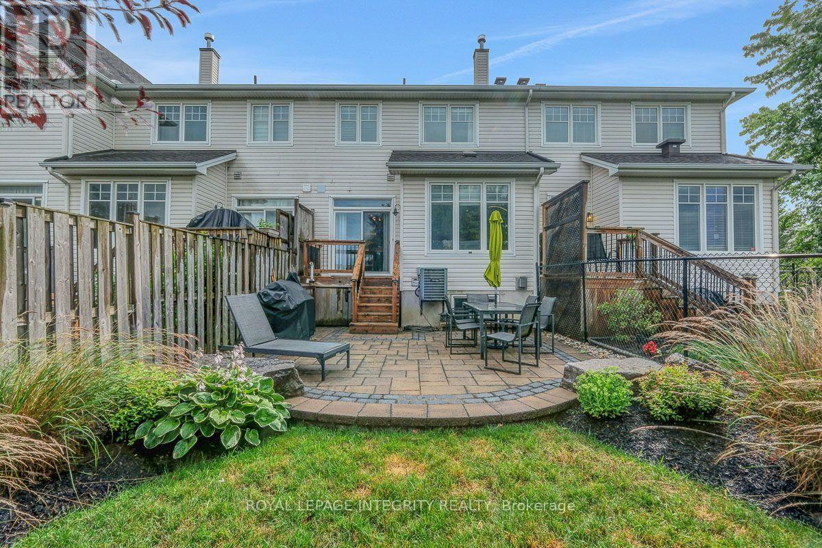 193 MOJAVE CRESCENT - 42