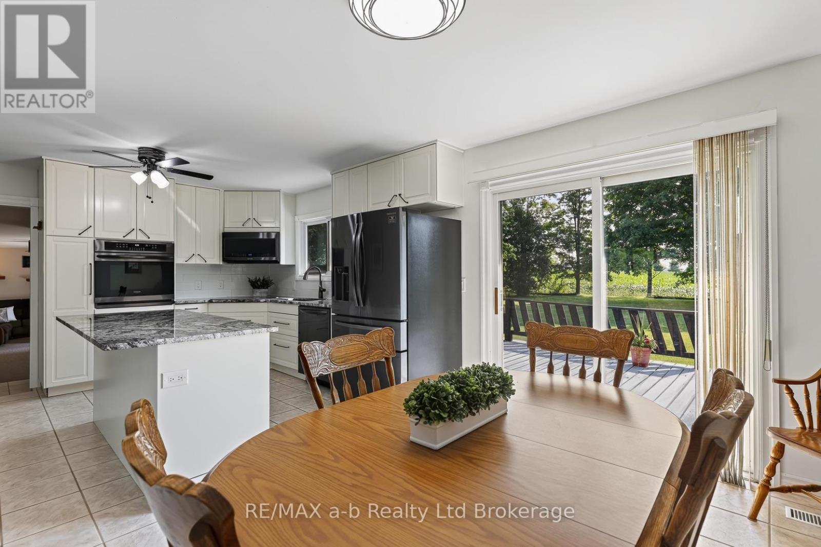 23 BURGESS STREET - 12