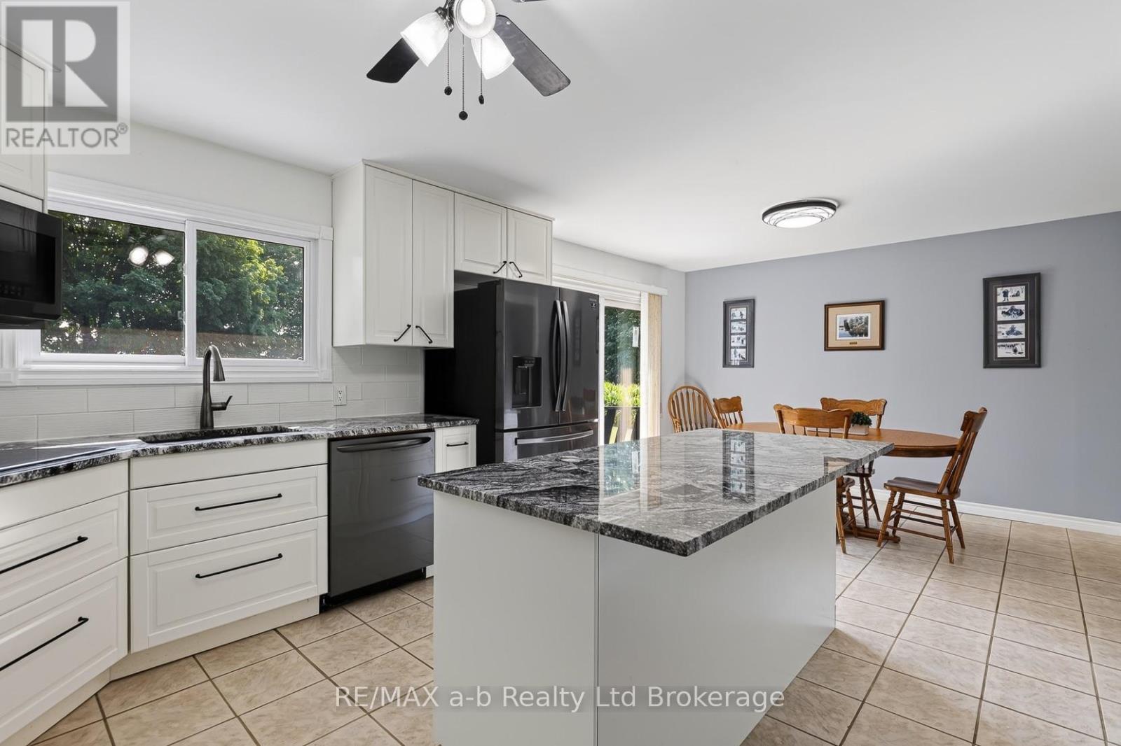 23 BURGESS STREET - 10