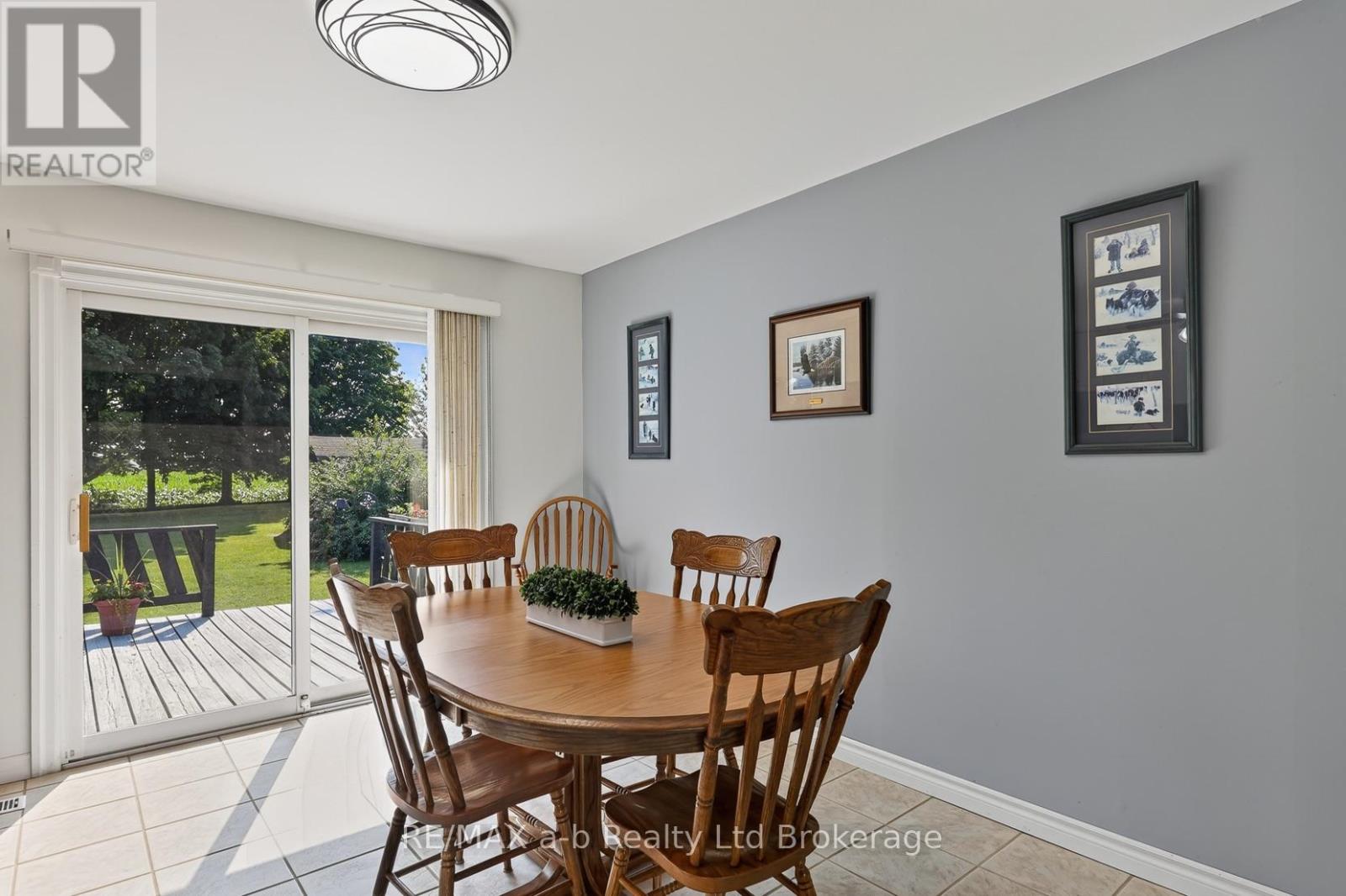 23 BURGESS STREET - 13