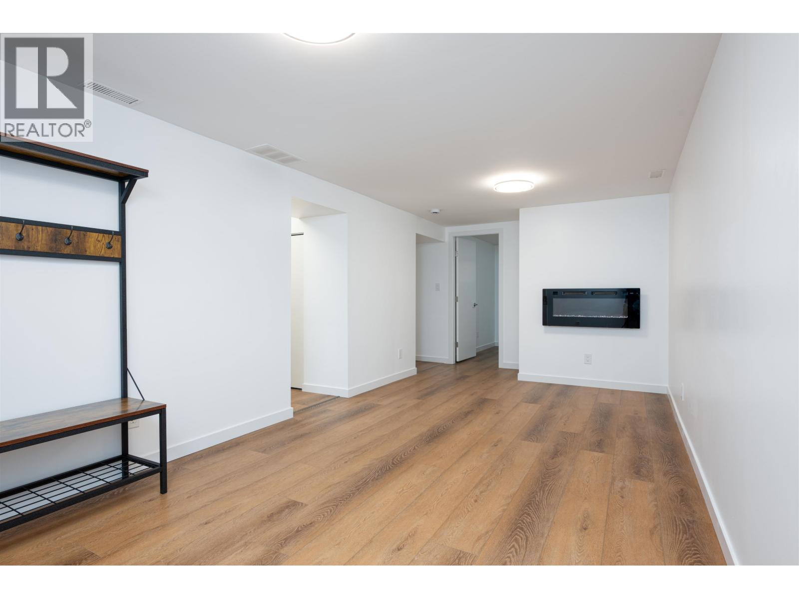 591 DOUGLAS STREET - 21