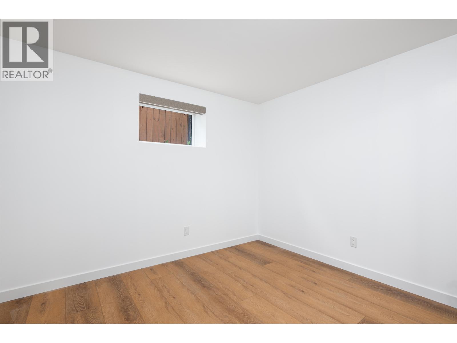 591 DOUGLAS STREET - 29