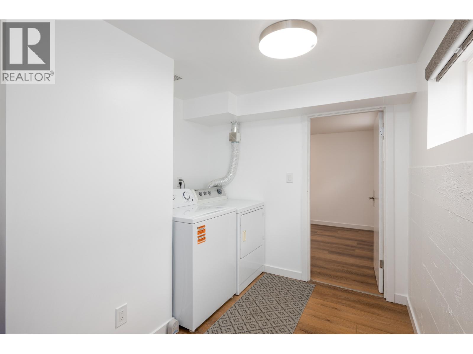 591 DOUGLAS STREET - 30