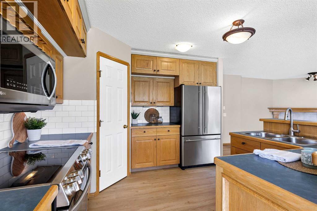 249 Scotia Point NW - Image 17