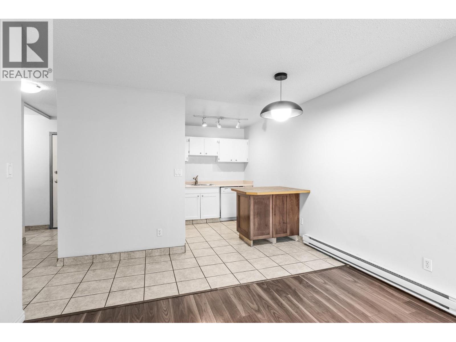 #307 395 Franklyn Road - 18