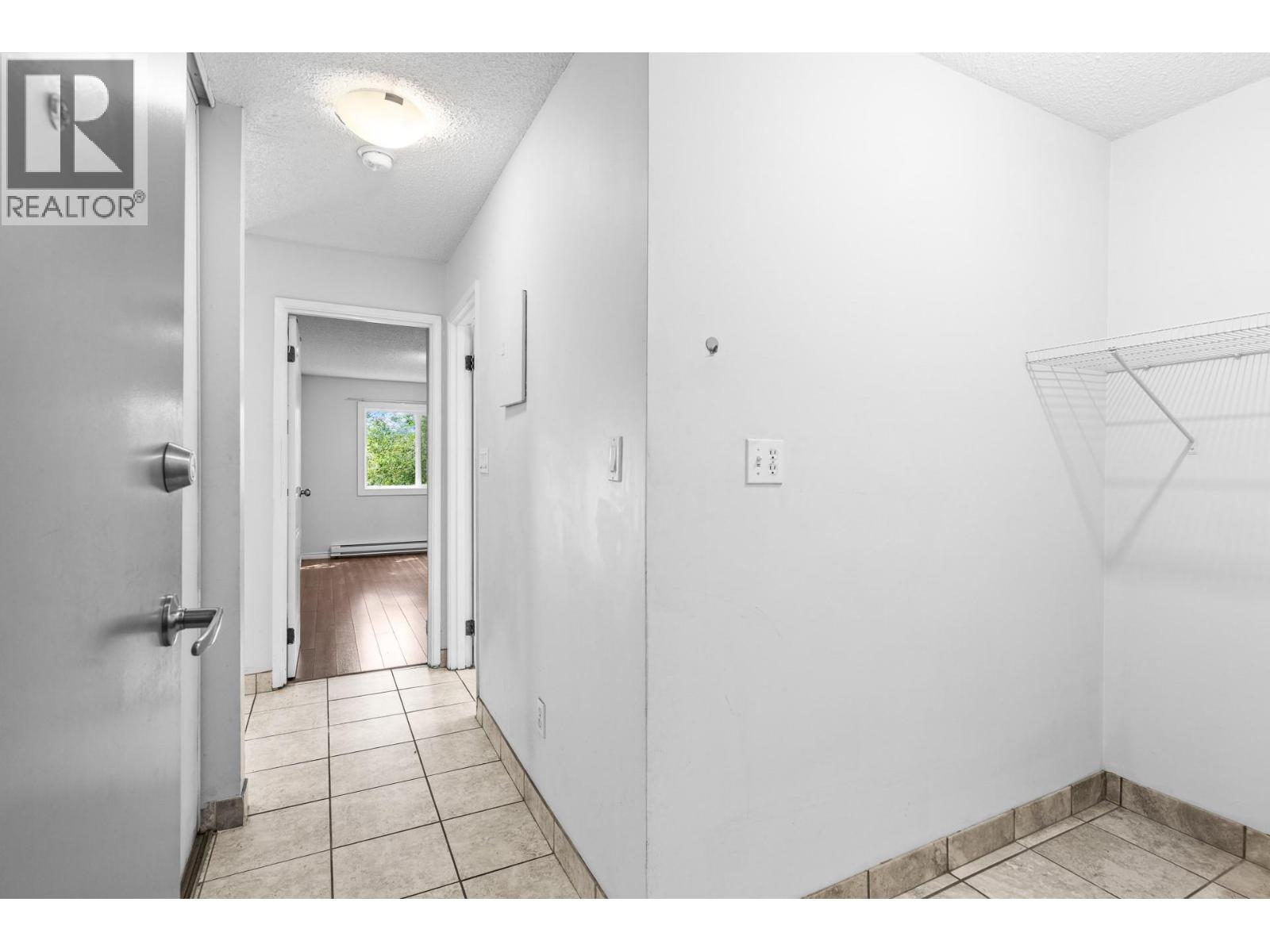#307 395 Franklyn Road - 4