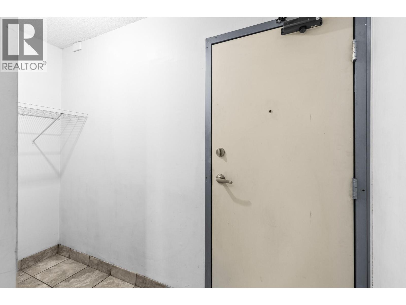 #307 395 Franklyn Road - 5