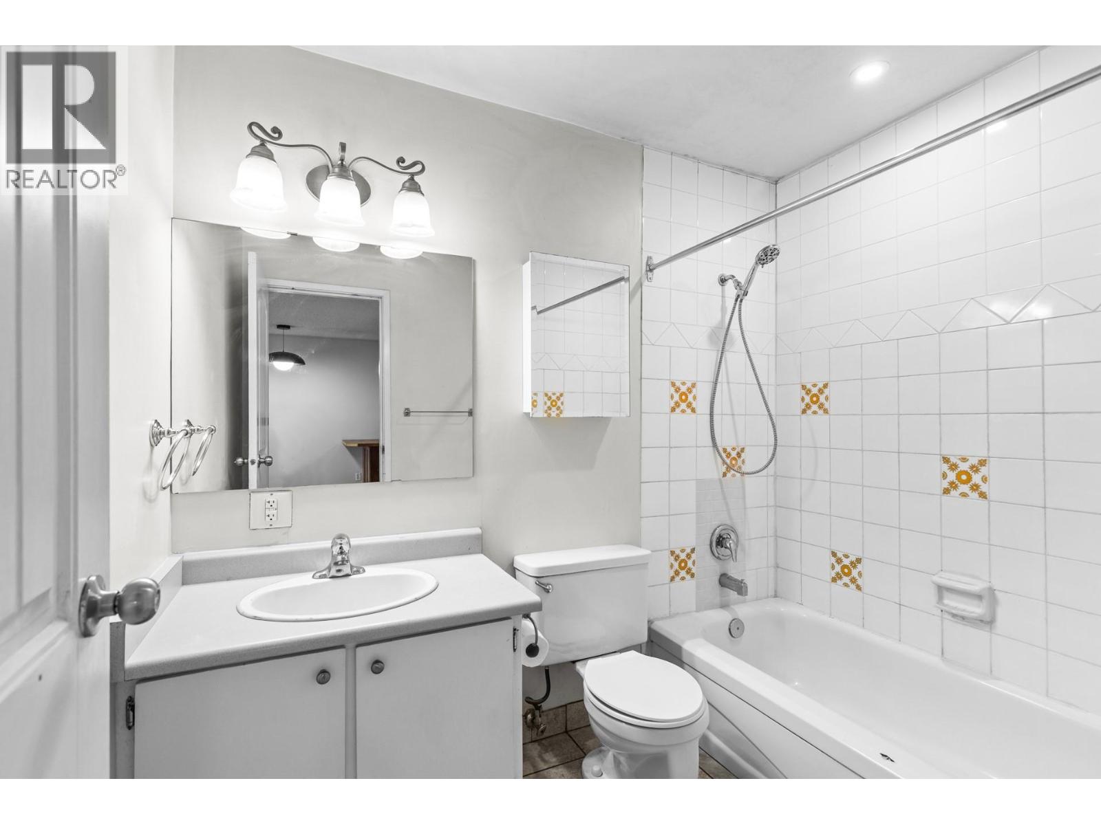 #307 395 Franklyn Road - 8