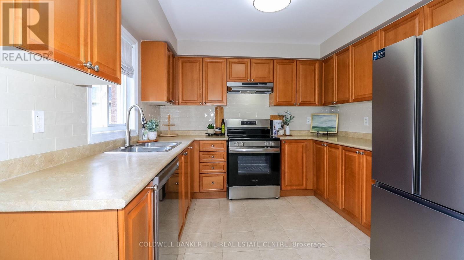 22 MAPLE CROWN TERRACE - 14