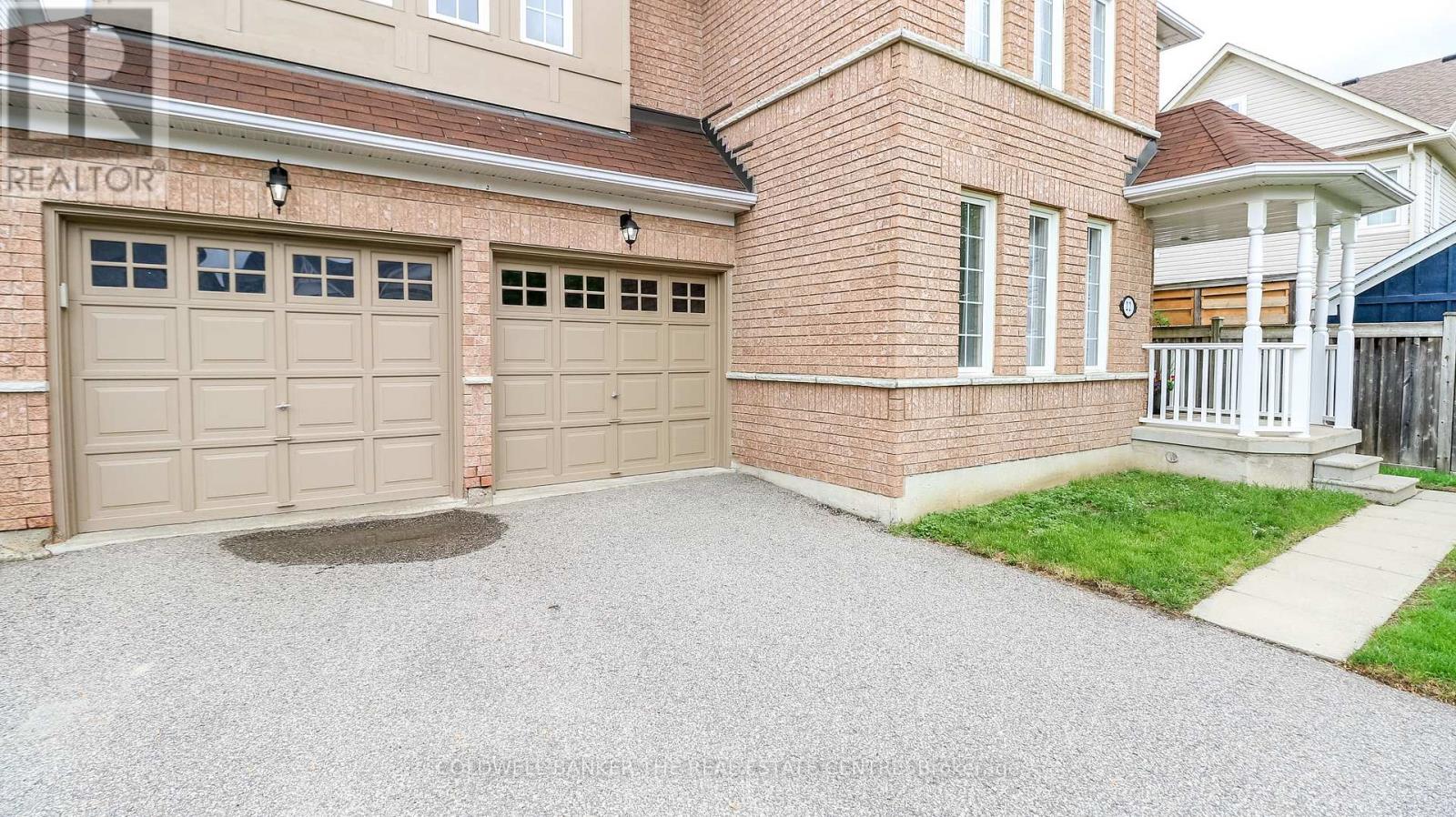 22 MAPLE CROWN TERRACE - 4