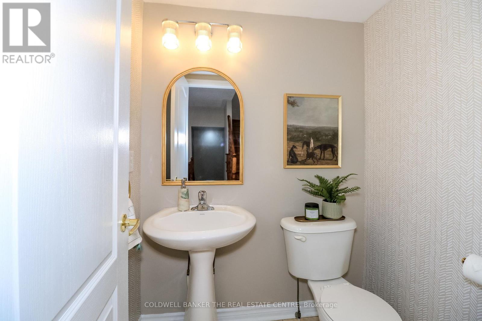 22 MAPLE CROWN TERRACE - 8