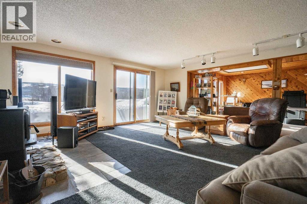 231061 Highway 684 - 28