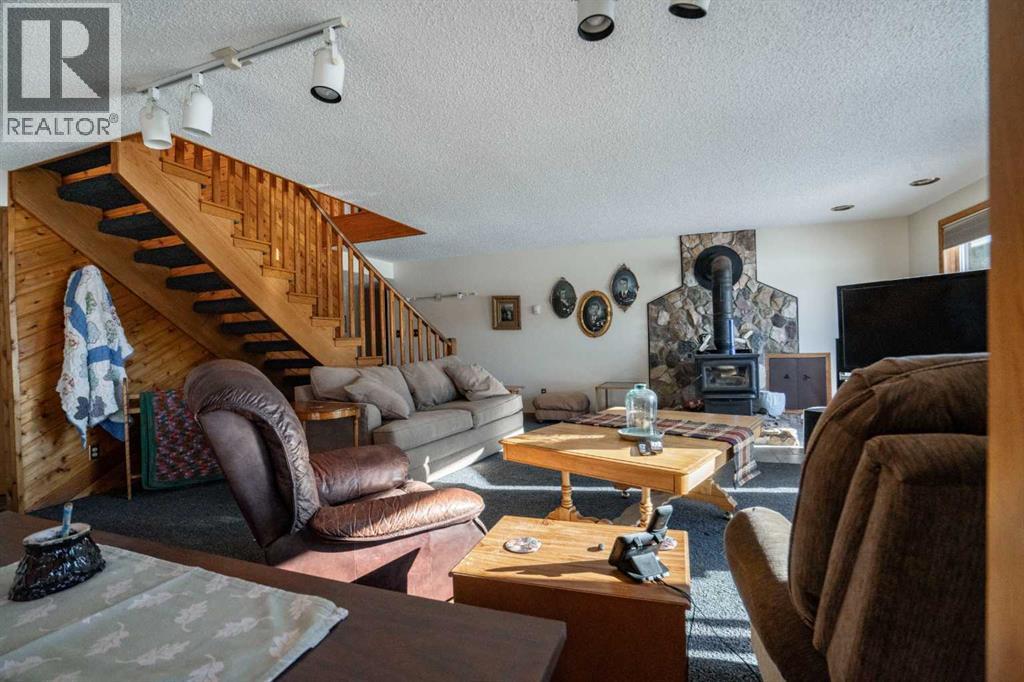 231061 Highway 684 - 32