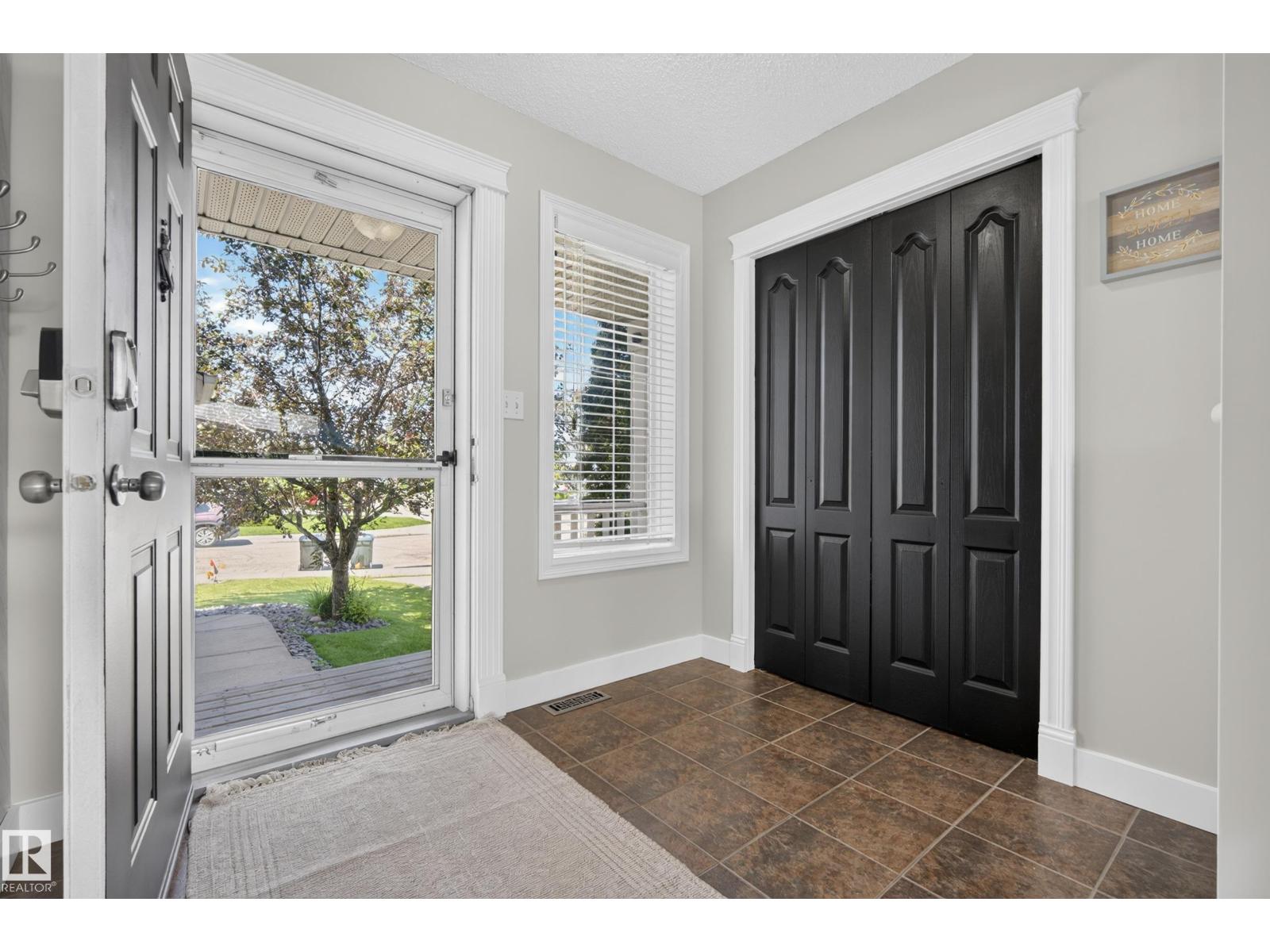 164 FORREST DR - 4