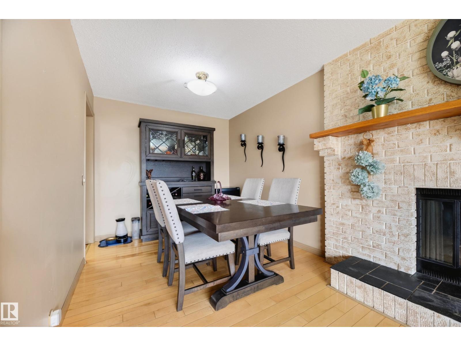 13204 47 ST NW - 19