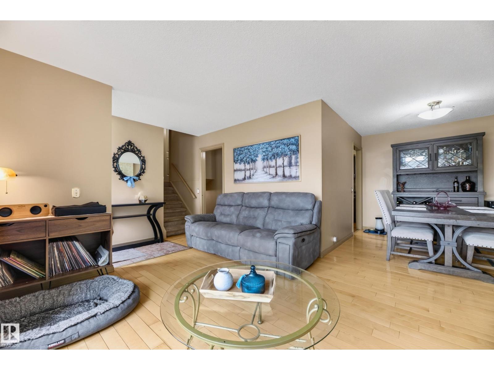 13204 47 ST NW - 20
