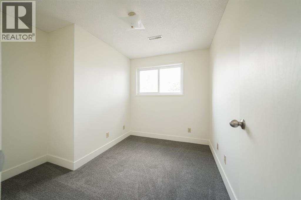 122 Christina Court - 32