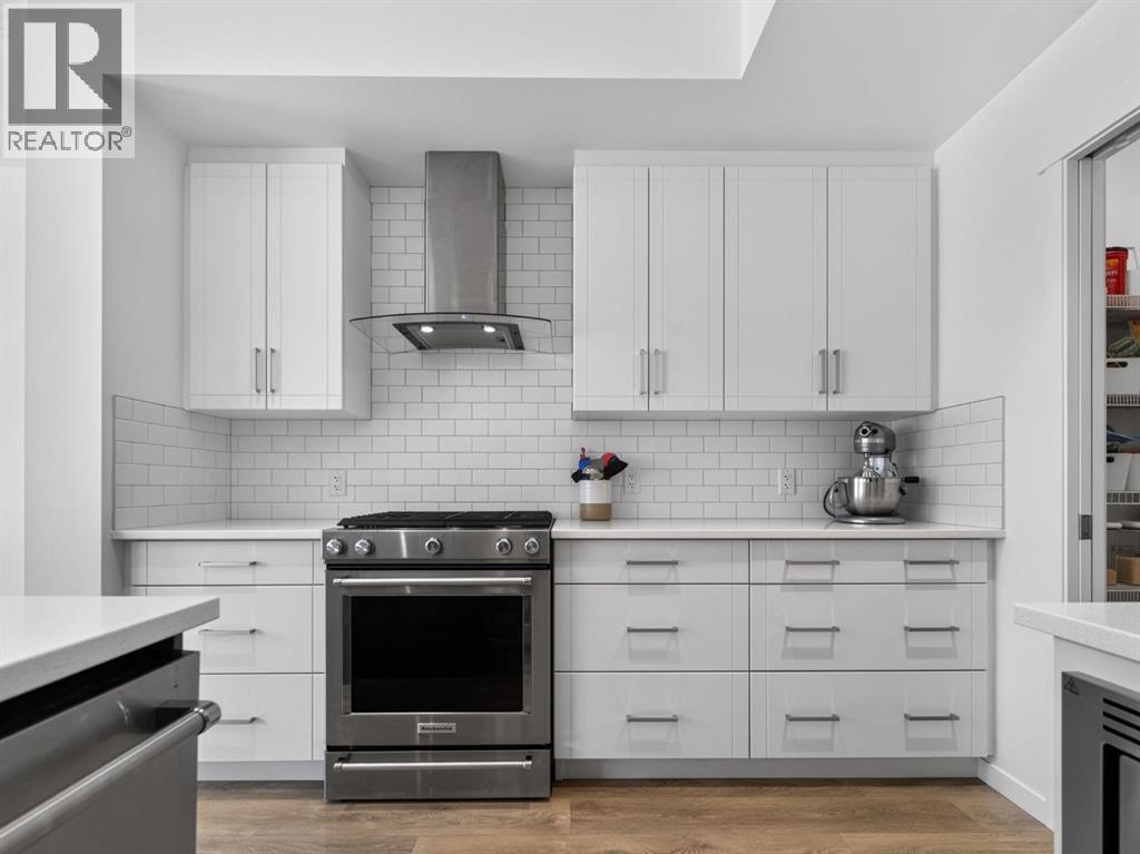 228 Masters Crescent SE - 12