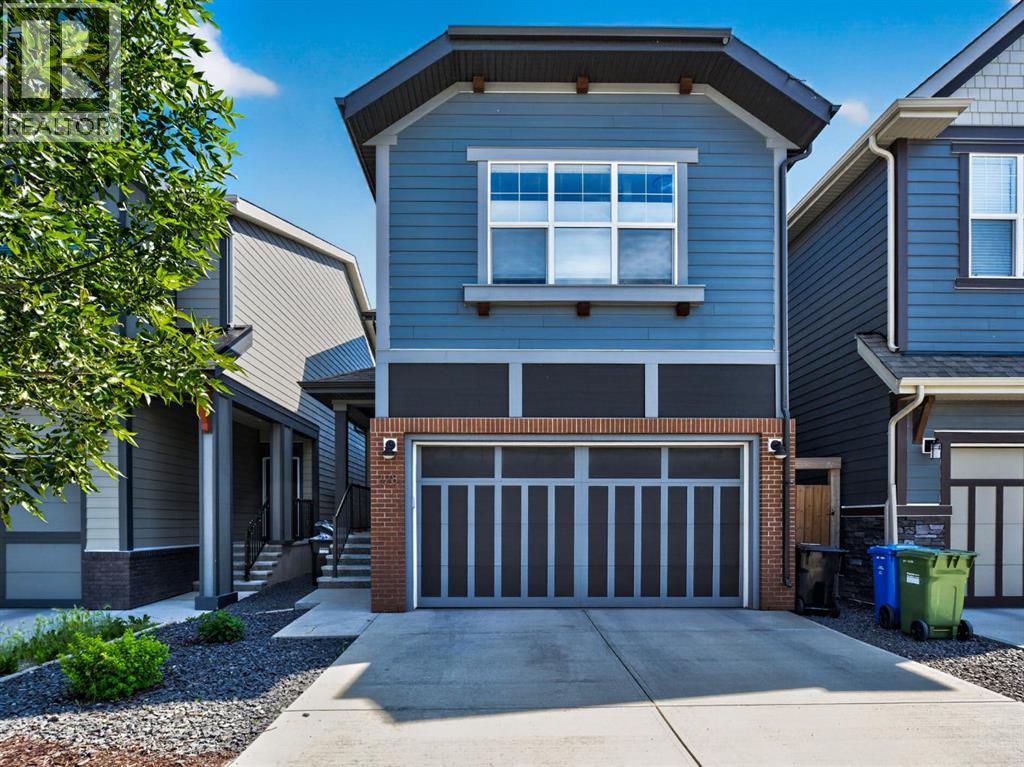228 Masters Crescent SE - 2