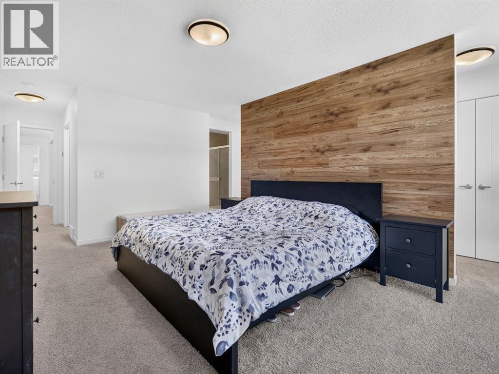 228 Masters Crescent SE - 27