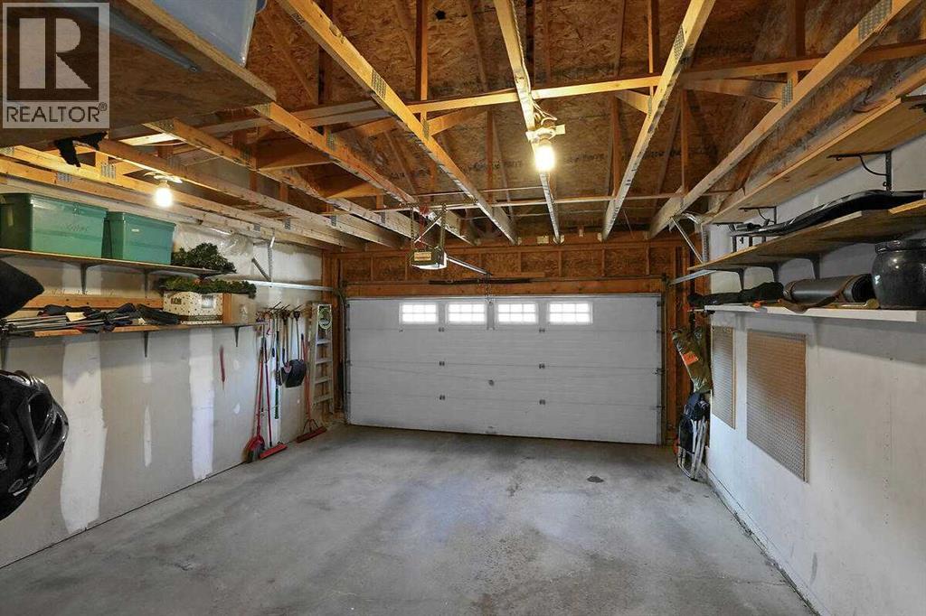 147 Springbank Villas SW - 40