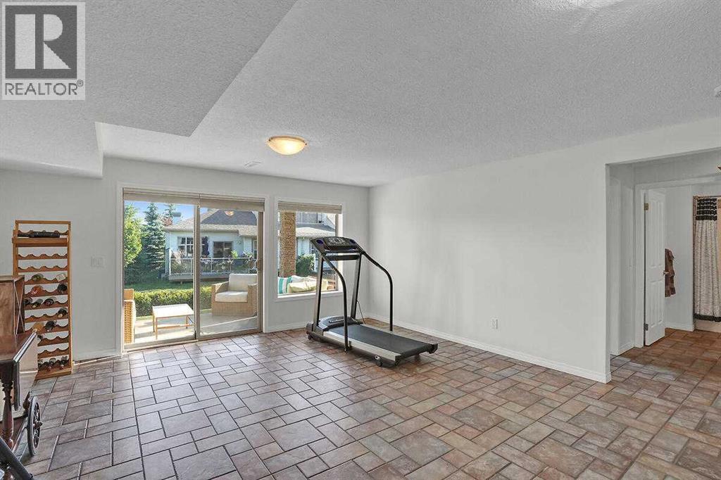 147 Springbank Villas SW - 29