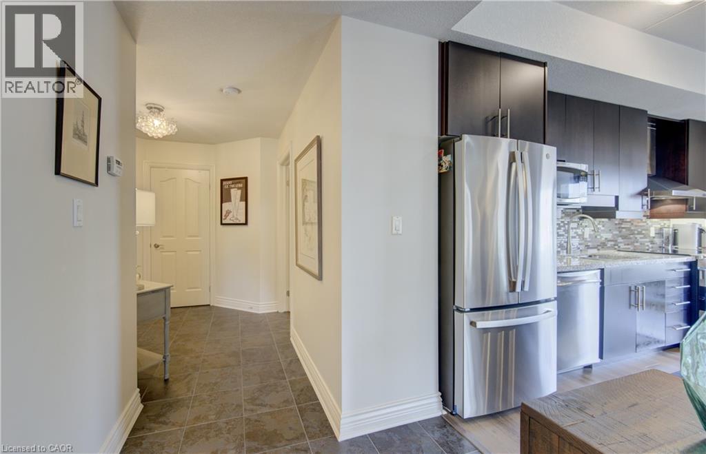 #101 776 LAURELWOOD Drive - 15