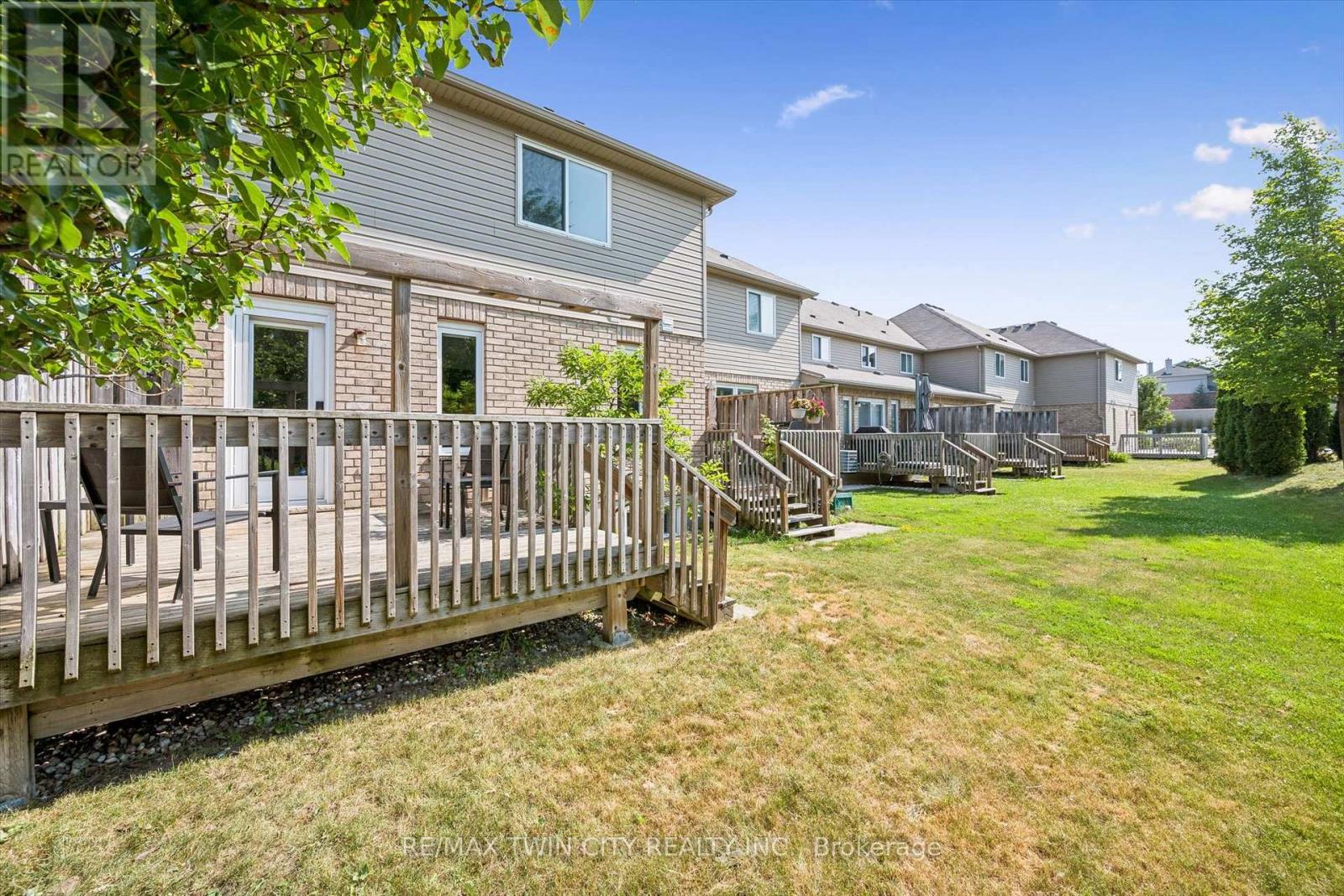 #36 555 CHABLIS DRIVE - 38