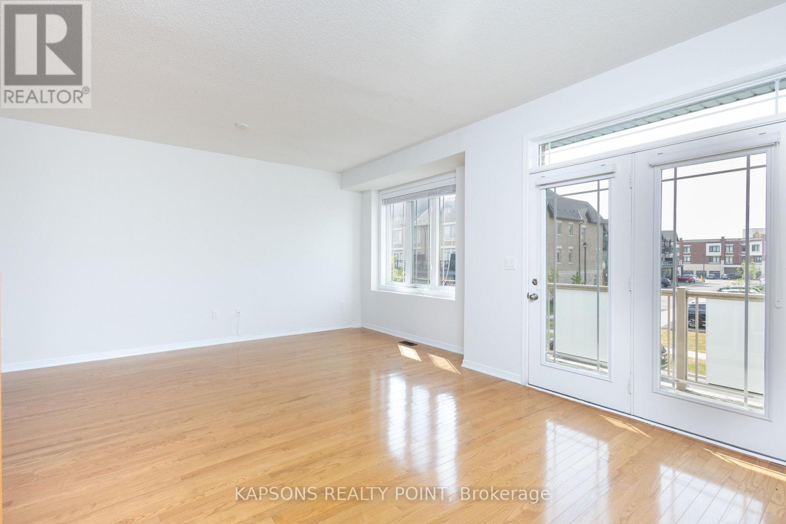 43 WATERVILLE WAY - 32