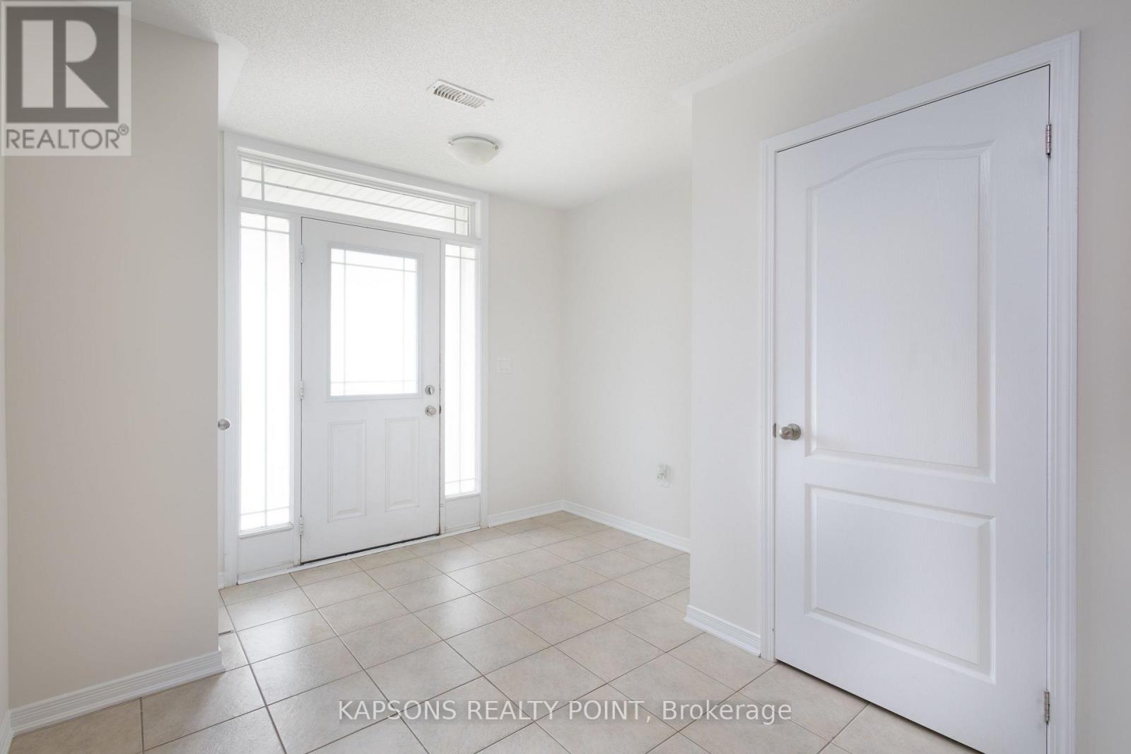 43 WATERVILLE WAY - 28