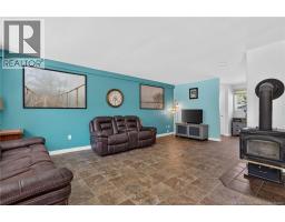 Kitchen - 9 Fairview Drive, Salisbury, NB E4J2C1 Photo 10