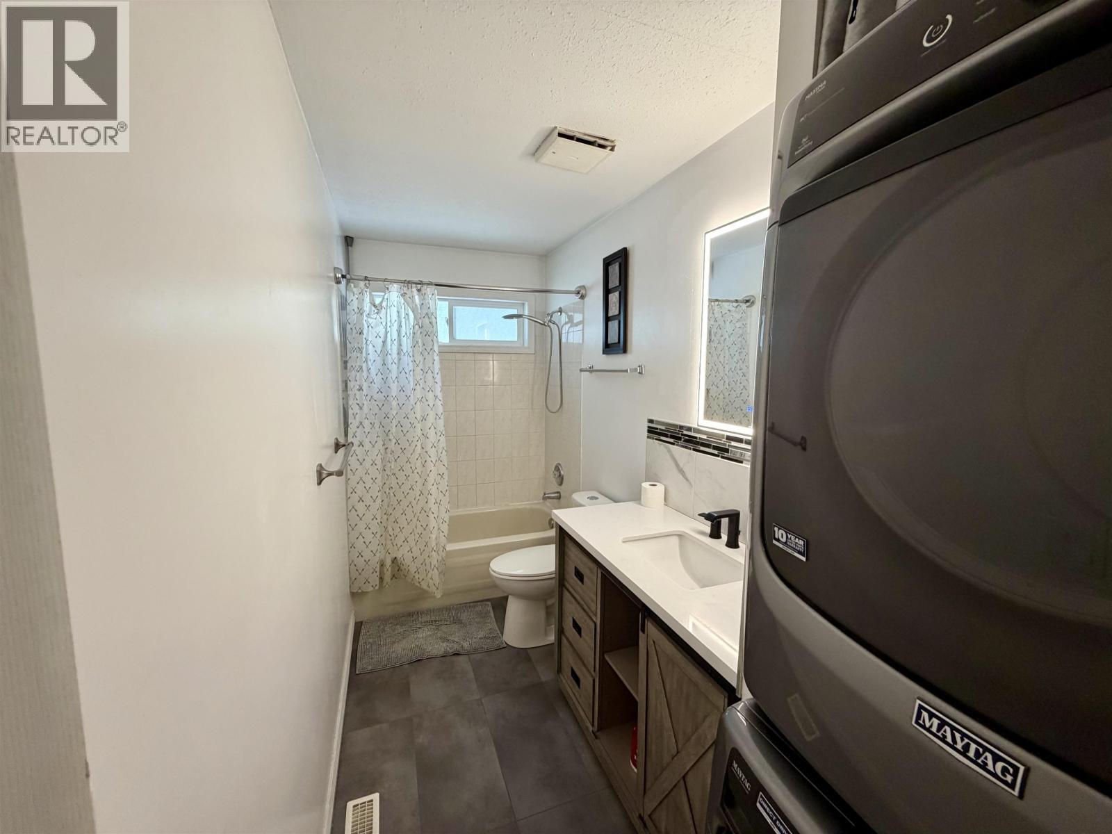 4010 N CARIBOO 97 HIGHWAY - 17
