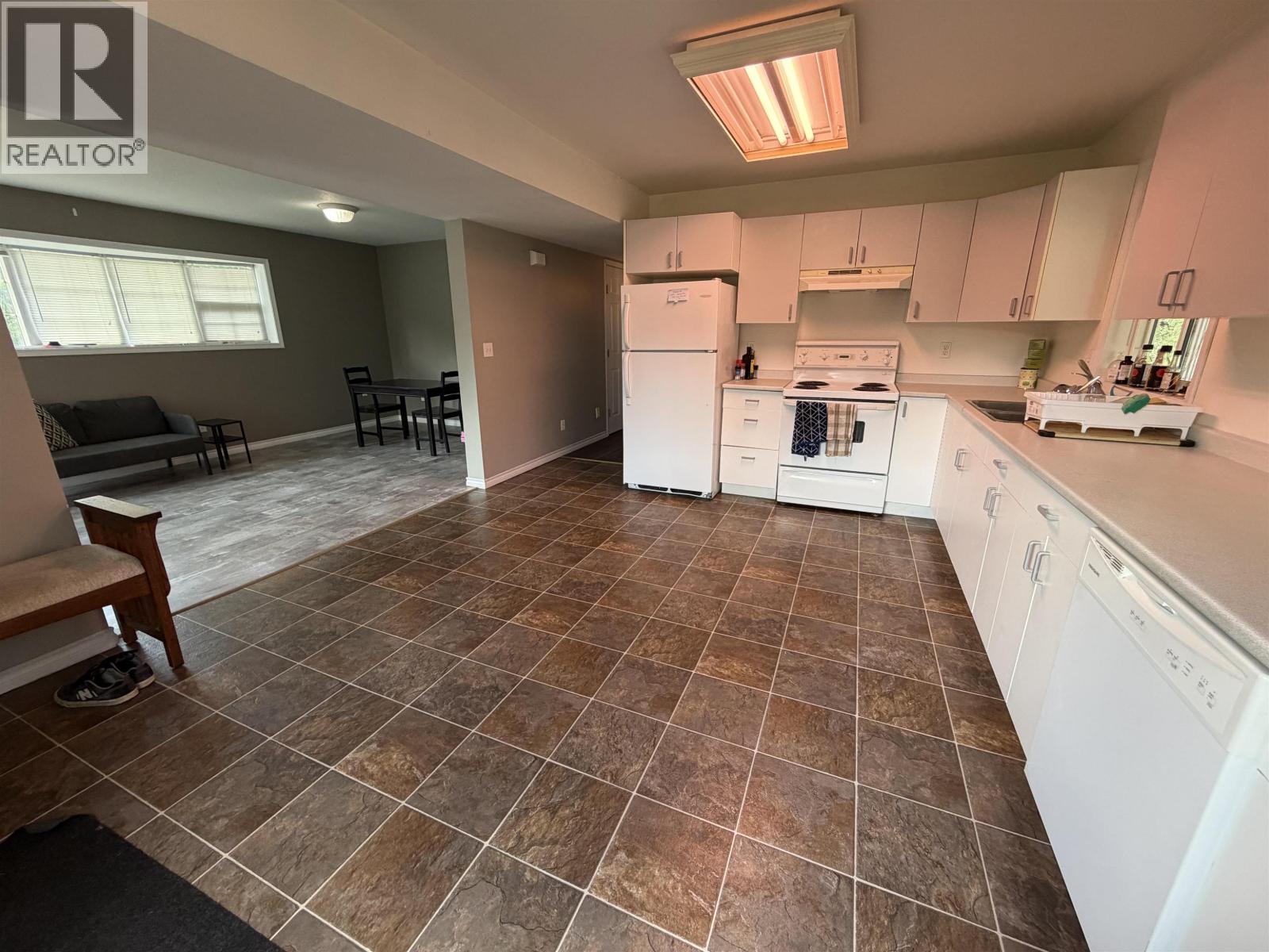 4010 N CARIBOO 97 HIGHWAY - 22