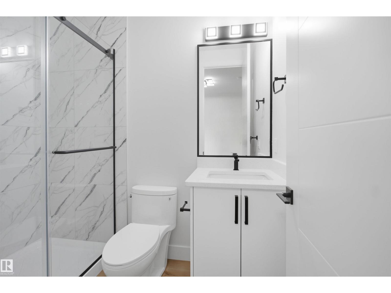 304 33 AV NW - 11