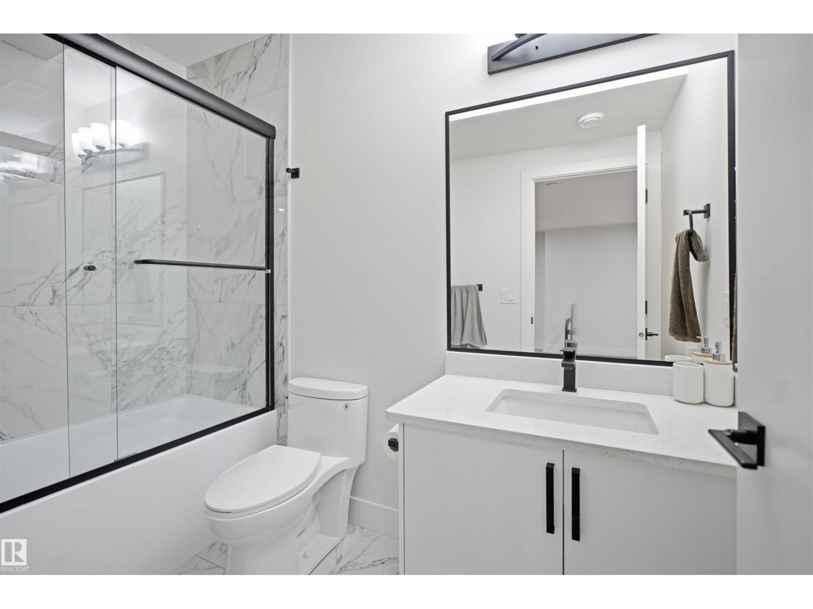 304 33 AV NW - 47