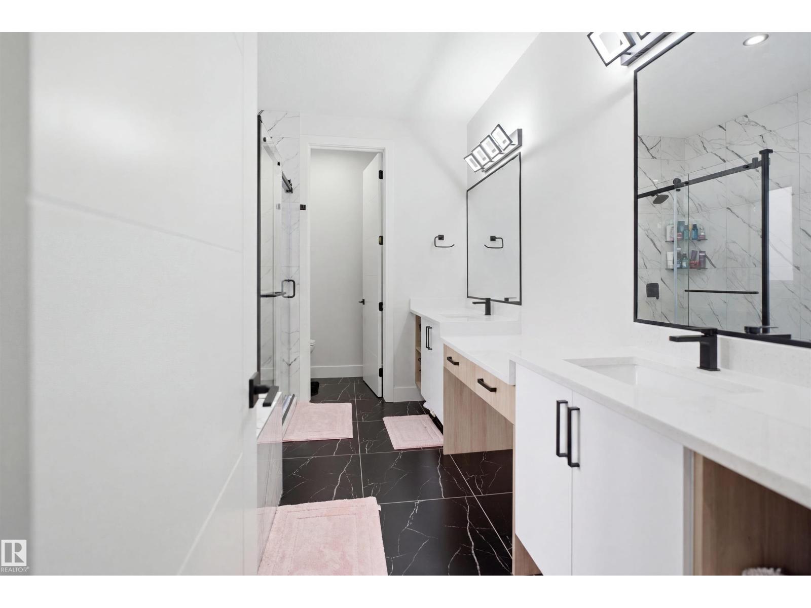 304 33 AV NW - 38