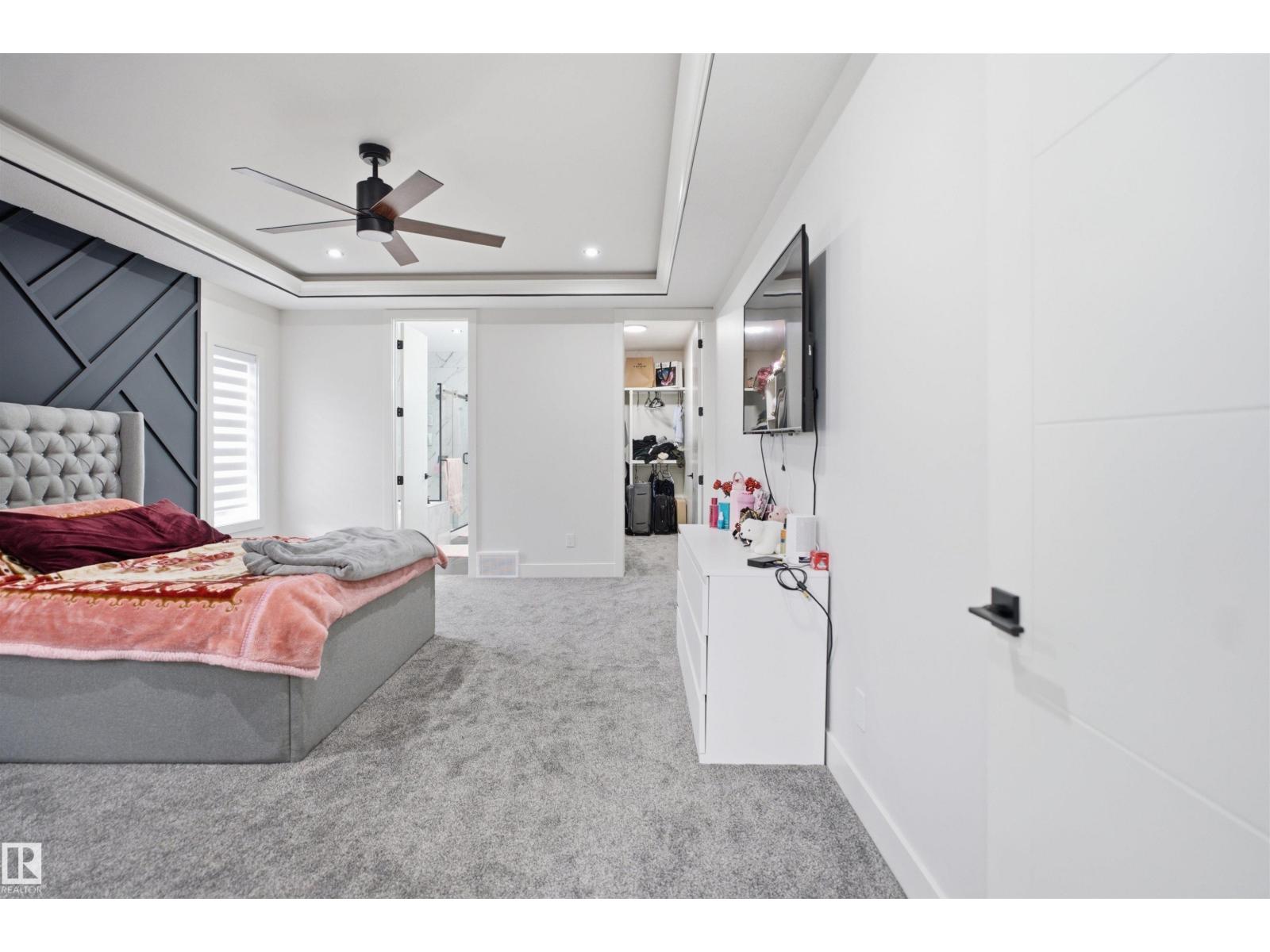 304 33 AV NW - 35