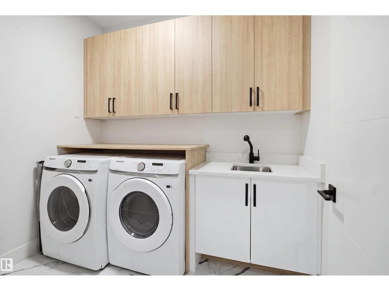 304 33 AV NW - 42