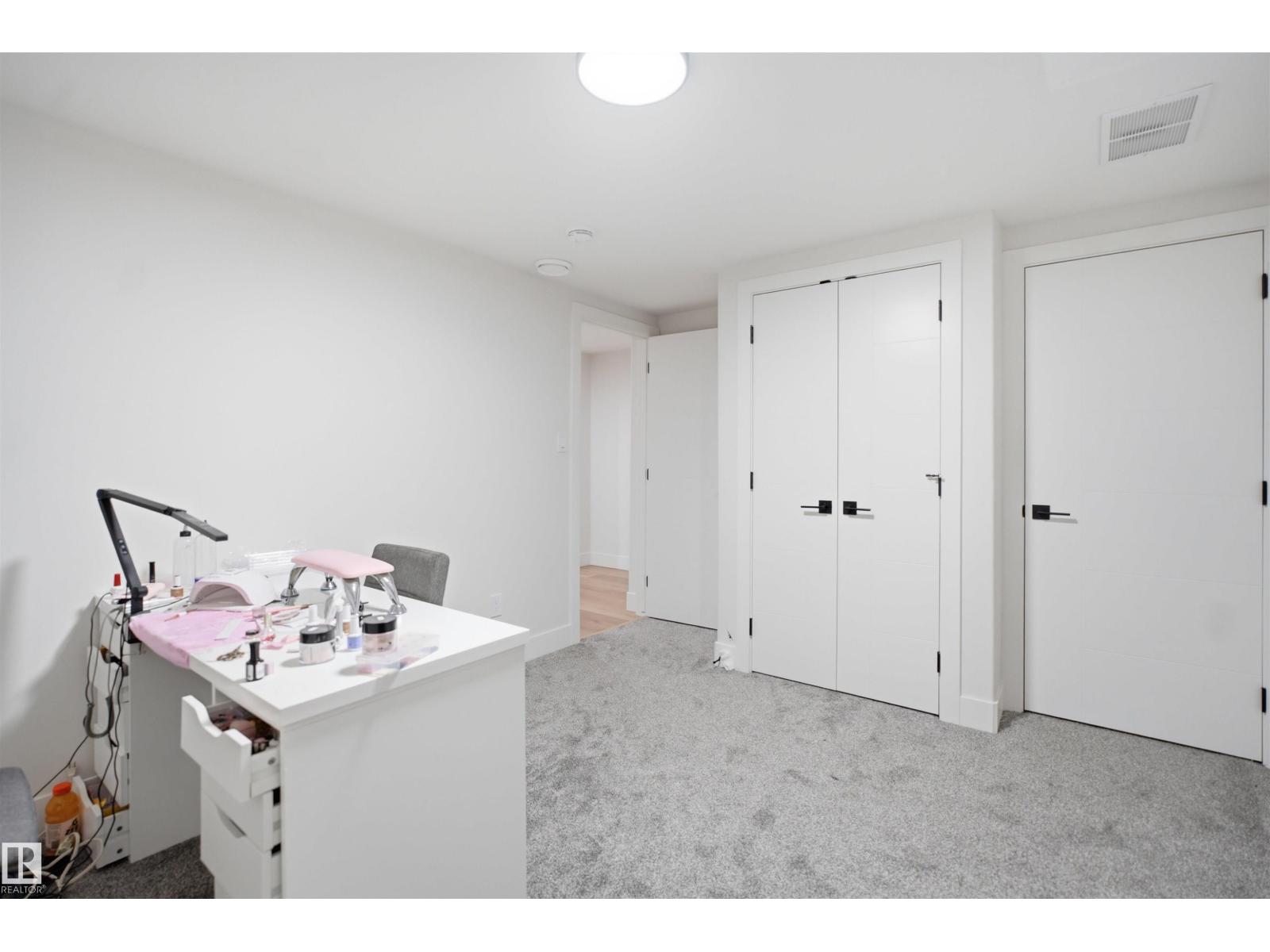 304 33 AV NW - 49