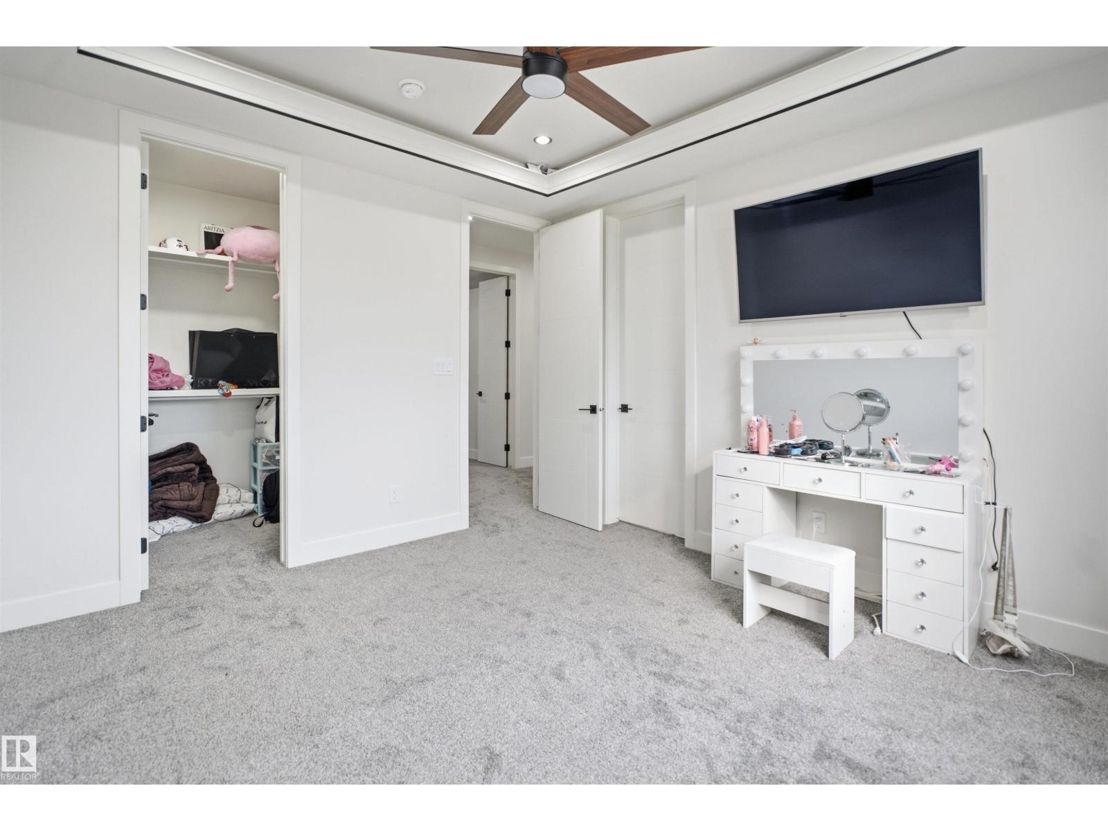 304 33 AV NW - 34