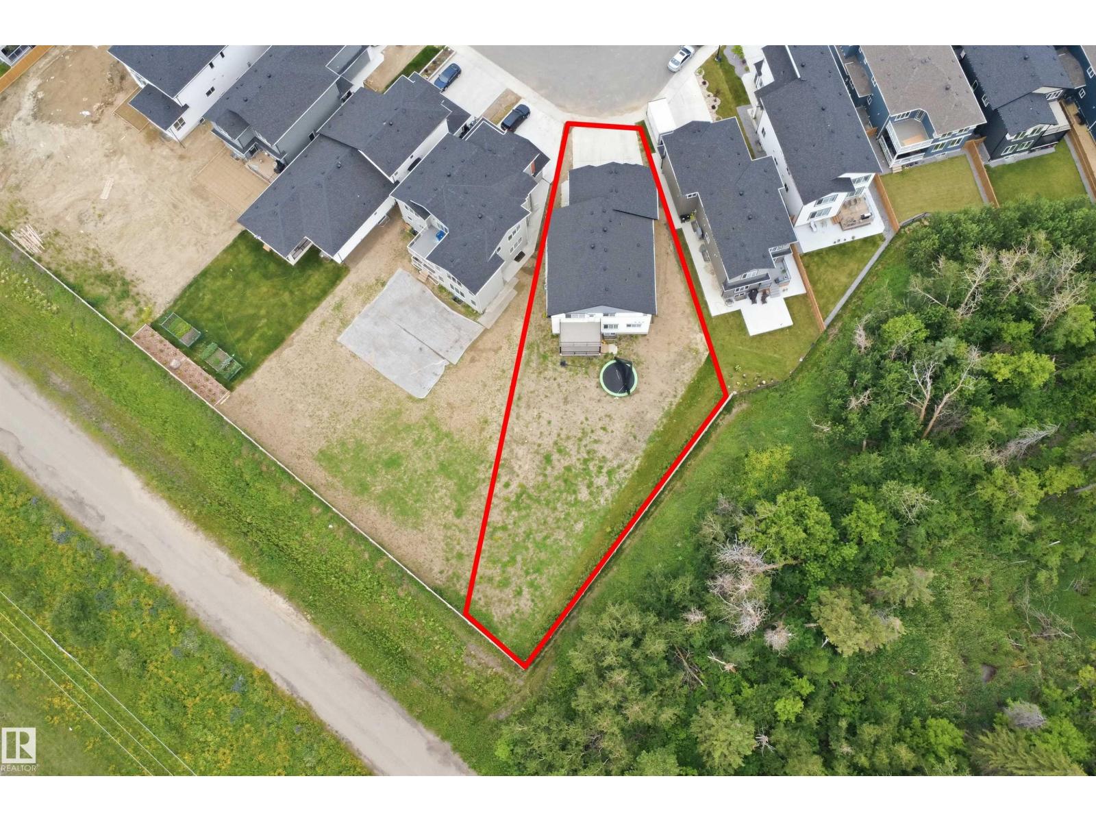 304 33 AV NW - 58