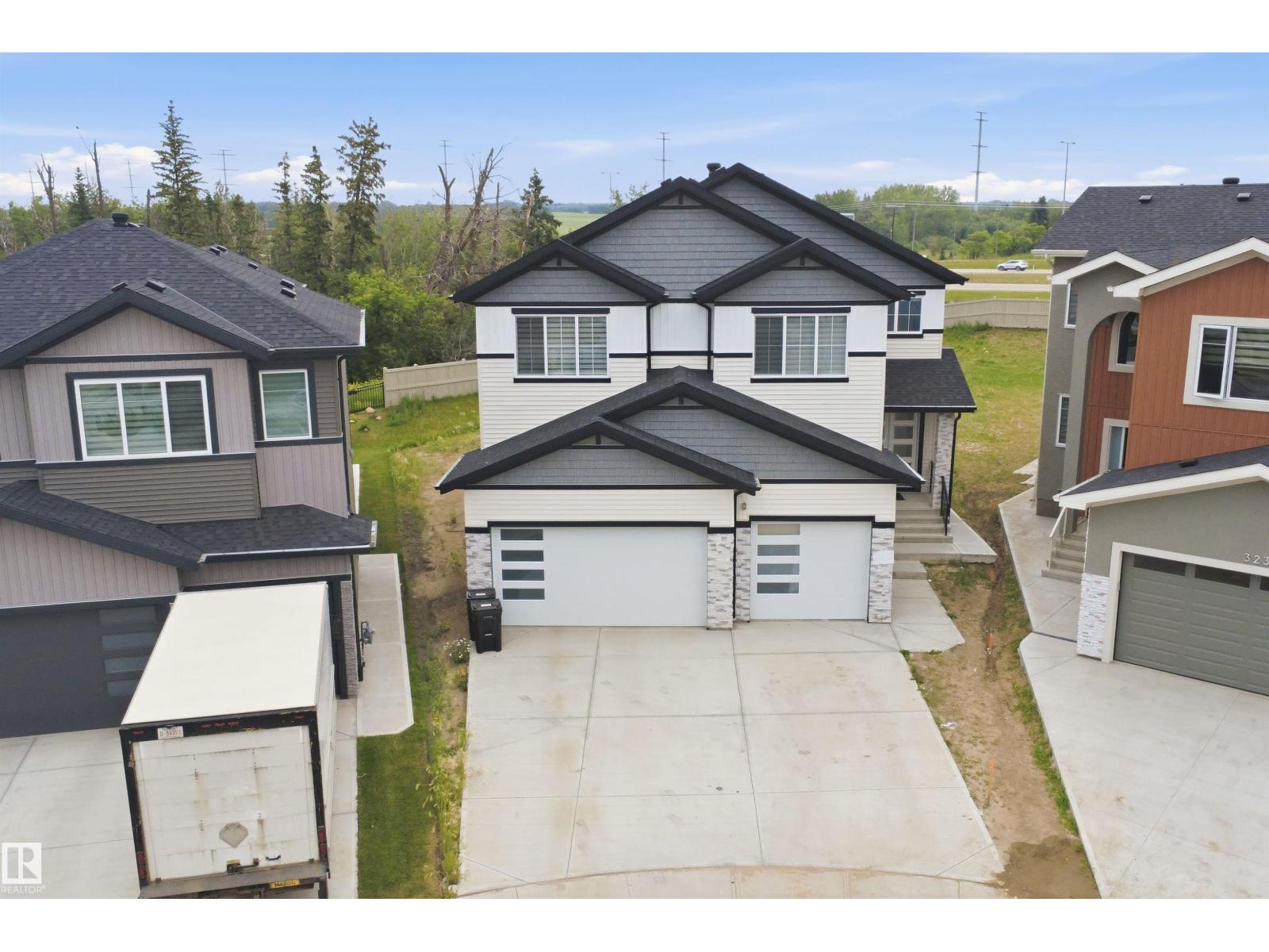 304 33 AV NW - 60