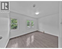 1096 Hall, Windsor, ON N9A2M7 Photo 24
