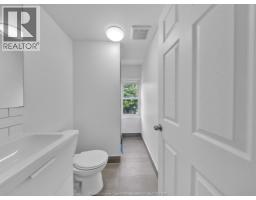 1096 Hall, Windsor, ON N9A2M7 Photo 25