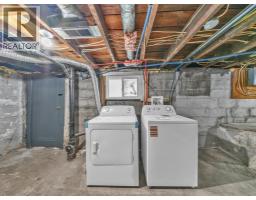 1096 Hall, Windsor, ON N9A2M7 Photo 30